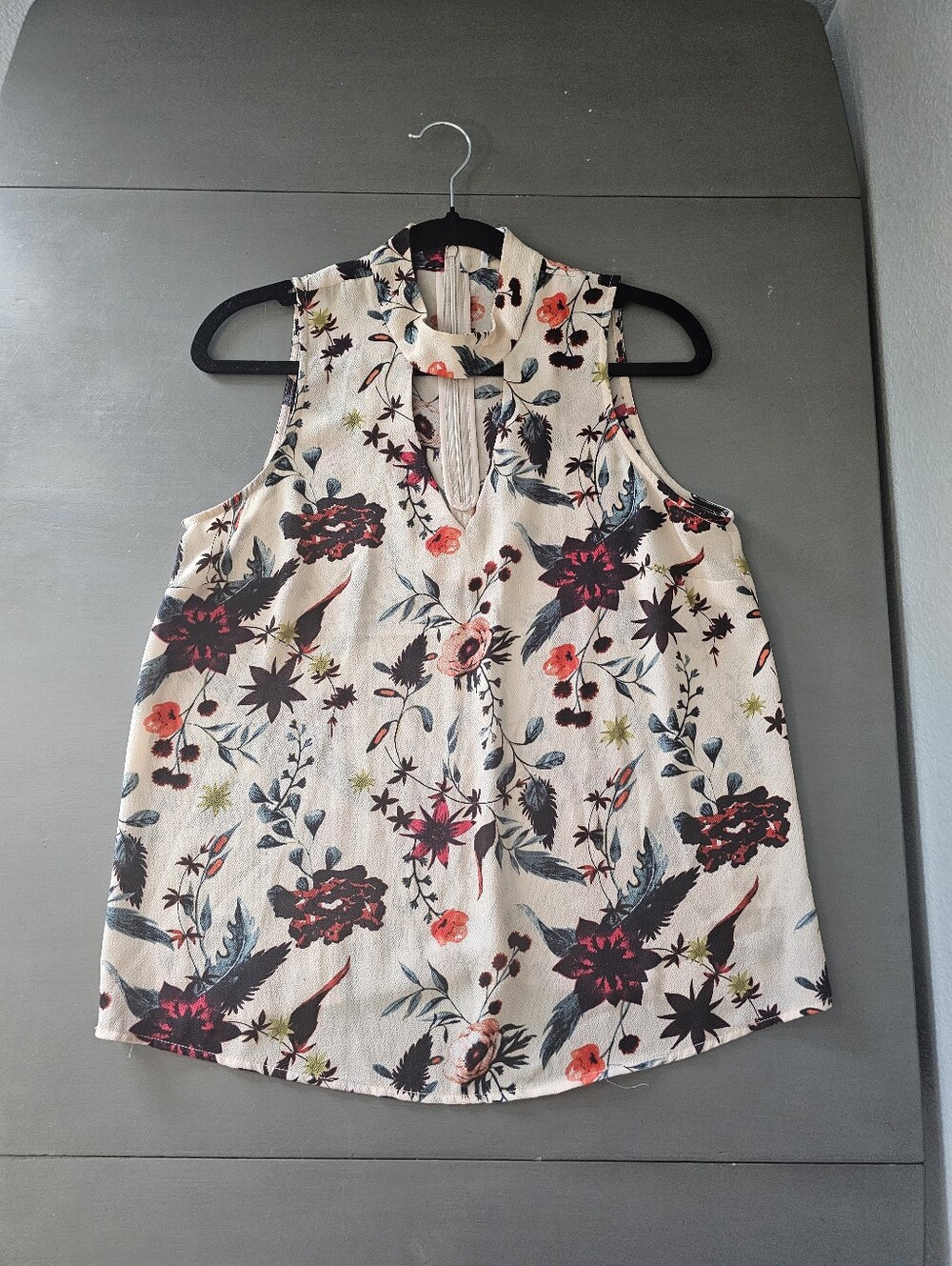 Carolina Belle Beige Floral Mock Neck Sleeveless Top